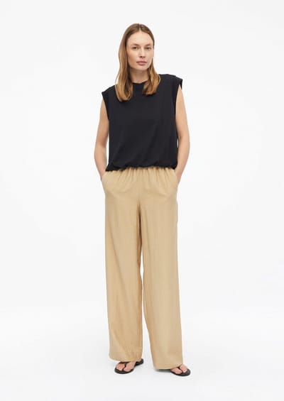 Structuurbroek met brede broekspijpen, elastische taille en zijzakken voor dames s.Oliver