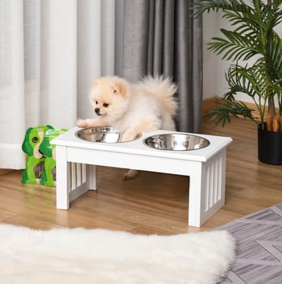 MEUNIQ Verhoogde hondenvoerbak met 2 uitneembare kommen, anti-slip voerstation 44 x 24 x 15 cm, dubbele voerbak voor water en voer, wit
