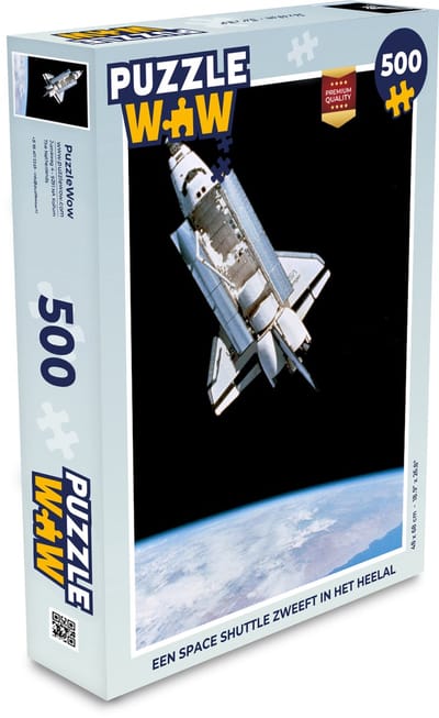 Puzzel Een space shuttle zweeft in het heelal - Legpuzzel - Puzzel 500 stukjes