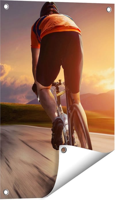 Gards Tuinposter Wielrennen Fietser op de Weg bij Zonsondergang - 40x60 cm - Tuindoek - Tuindecoratie - Wanddecoratie buiten - Tuinschilderij