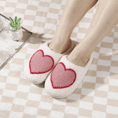 Budino® Hart Pantoffels - Hart Sloffen - Pantoffels - Sloffen - Dames en Heren - Rood Hart - Maat 37/38