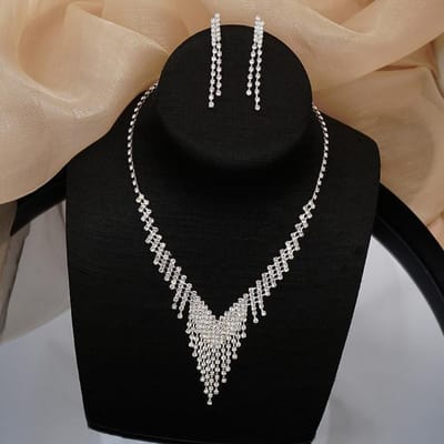 Vrouwen Sieraden Set 2 Stuk Prachtige Klauw Ketting Oorbel Set 2 Stuk Strass Sleutelbeen Keten Diner Accessoires