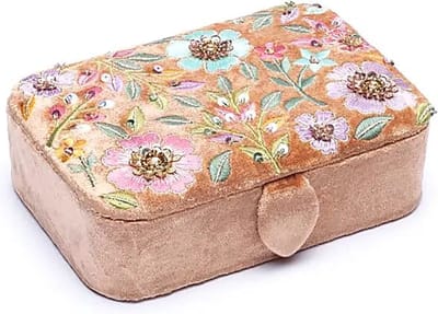 Sieradendoos Fluweel – Beige met Bloemen Geborduurd