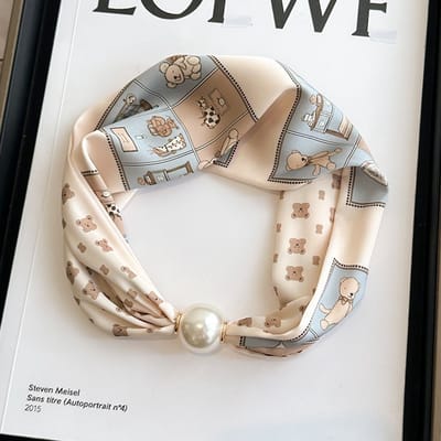 Magnetische sluiting sjaal - bedrukte halsdoek - imitatie zijde - veelzijdige dunne nekwarmer - ook te gebruiken als blouse, sjaal of decoratieve accessoire -Beer House kralen sluiting, 47 * 13cm