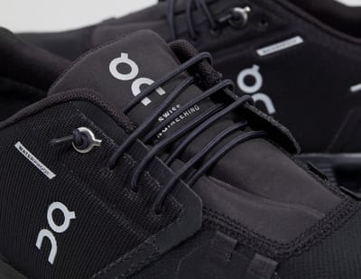 On Running Cloud 5 Waterproof, zwart
