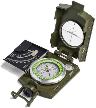 QTTVBTNA -Militaire Kompas voor Wandelen en Kamperen – Lensatic Richtvizier met Inclinometer, Waterdicht en Duurzaam – Ideaal voor Survival, Geologie, Zeilen en Outdoor Avonturen