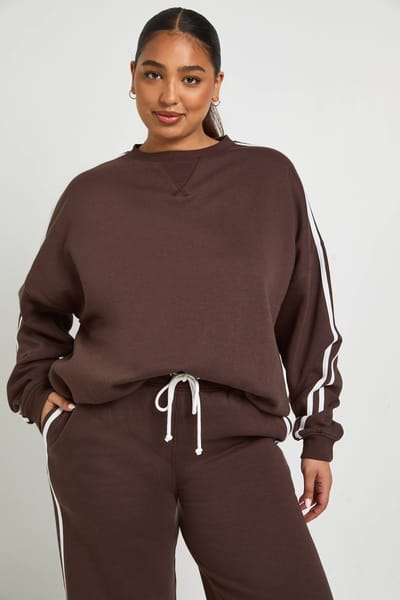 boohoo Dames Plus Zijstreep Oversized Sweatshirt | Koffie | Maat: 50