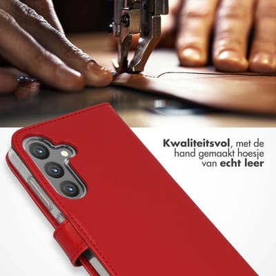 Selencia Hoesje - Geschikt voor Samsung Galaxy S24 - Echt Lederen Bookcase - Rood