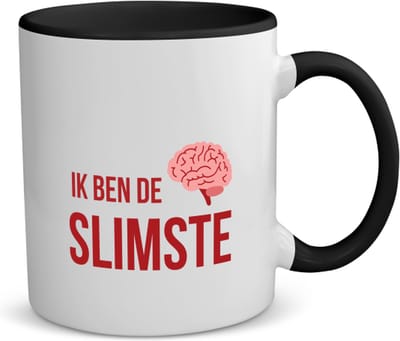 Akyol - ik ben de slimste koffiemok - theemok - zwart - Zelfvertrouwen - iemand die heel slim is - quote - cadeautje voor een slim persoon - nerd - kado - cadeau - gift - geschenk - verrassing - slimme mensen - 350 ML inhoud