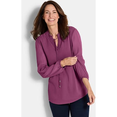 Chiffon blouse met vrouwelijke halslijn - bessen - Gr. 42 van Goldner Fashion