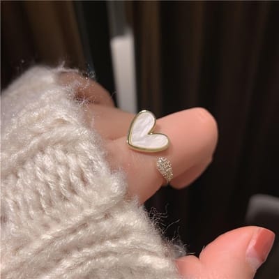 1pc Bague Ouverte Cœur Réglable - Bijou Élégant en Alliage avec Incrustation de Coquille, Ajustement Personnalisable pour Tenue Décontractée, Cadeau Parfait pour Anniversaires, Noël brown