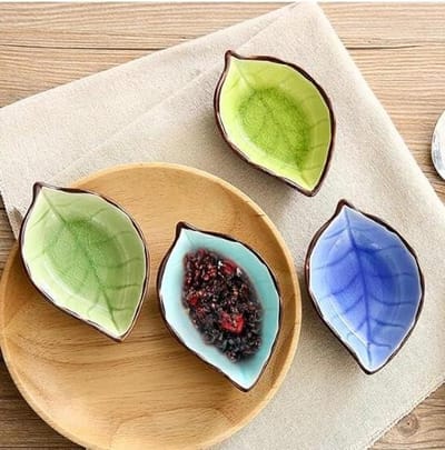 Handgemaakte keramische schaaltjes set van 4 - Sauskommen in bladvorm - Dessertkommen voor snacks en sauzen - Keramische schaaltjes voor sojasaus, kruiden en fruit