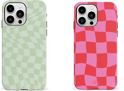 xoxo Wildhearts Telefoonhoesjes Drunk In Love Roze + Pretty Pistache Groen – geschikt voor iPhone 15 Pro