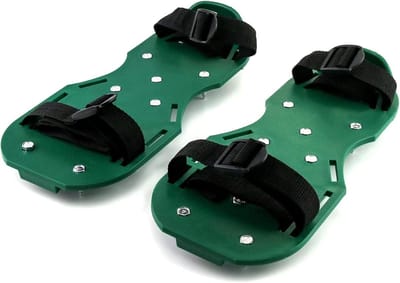 Gazon Beluchtingsschoenen - Spiked Sandalen - Gazon Onderhoud - Verstelbare Riemen - 30x13 cm - Groen
