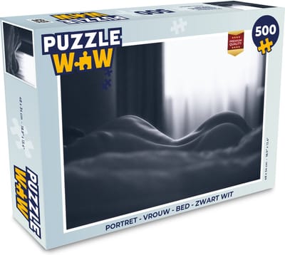 Puzzel Portret - Vrouw - Bed - Zwart wit - Legpuzzel - Puzzel 500 stukjes