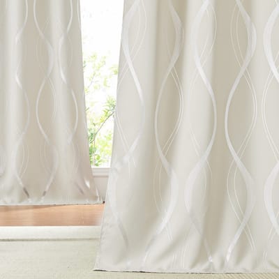Dailygoods- Verduisteringsgordijn 100% verduisterend - Beige/Zilverkleurig - Warmte-isolerend - Set van 2 - 140 x 220 cm - Met ogen - Raamgordijnen