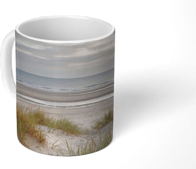 Mok - Koffiemok - Zandstrand - Bewolkt - Duinen - Mokken - 350 ML - Beker - Koffiemokken - Theemok