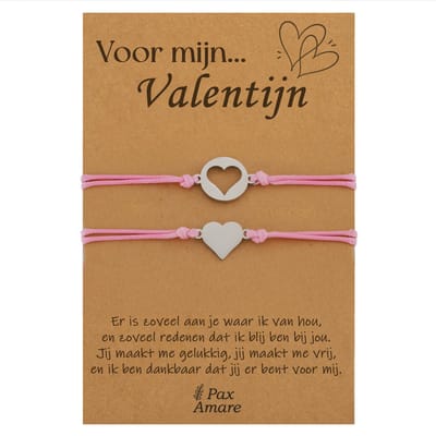Koppel Armbandjes voor 2 "Voor Mijn Valentijn" - Omgekeerde Hartjes - Vriendschapsarmbandjes met Persoonlijk Cadeau Kaartje - Zilverkleurig & Roze - Elastisch Verstelbaar - Pax Amare