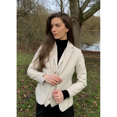 Crèmekleurige getailleerde damesblazer van wolmix tweed