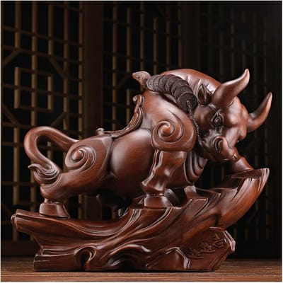 Koe Beeldje - Ornament Hars - Feng Shui - Rijkdom en Geluk - 36x15x28cm - Bruin