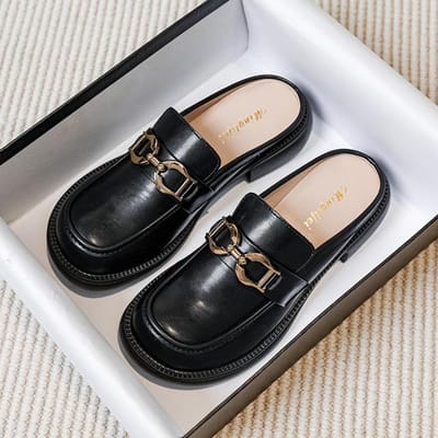 Les nouvelles pantoufles d'été à talons bas et demi-orteils conçues par la maison de mode chaussures en cuir Muller décontractées noires à tête ronde pour femmes 39 noir