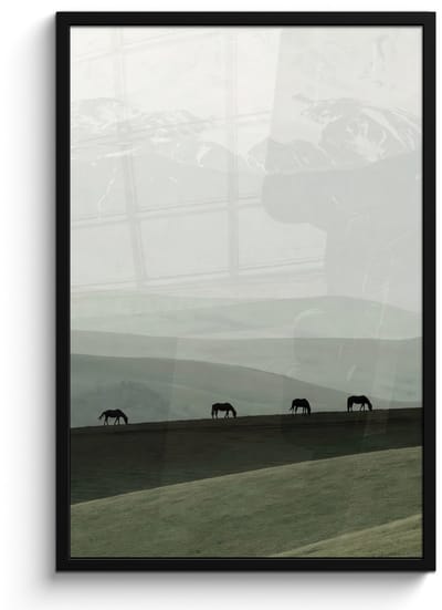 Poster in lijst - Fotolijst 60x90 cm - Posters - Grijs - Berg - Paarden - Posterlijst zwart - Decoratie - Wanddecoratie woonkamer - Muurdecoratie slaapkamer