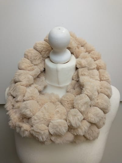 Dames choker Dolores imitatiebont effen tanny licht bruin ronde sjaal colsjaal rond model