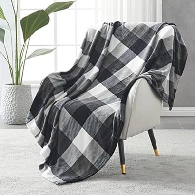 Geruite Fleece Deken 150x200 cm - Zwart/Wit - Warmte en Comfort voor Elk Seizoen