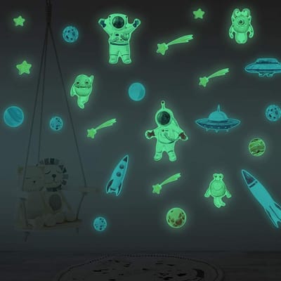 Dailygoods- Muursticker Lichtgevend - Kinderkamer Decoratie - Ruimteschepen/Raketten - Astronauten - Buitenaardse Sterren - Eenvoudig aan te brengen - Wanddecoratie