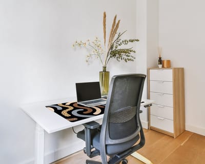 Coloray Bureau Onderlegger - Amandel doodles Bureau Onderlegger XXL - 100 cm x 50 cm - Veelkleurig Bureau Onderlegger - Computer Mat - Bureau Pad - Bureau Mat - Bureaumat