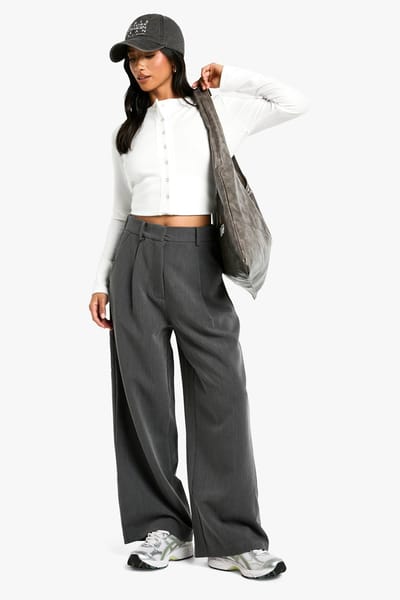 boohoo Dames Petite Wijde Pijpen Getailleerde Broek | Donkergrijs | Maat: 6/28L