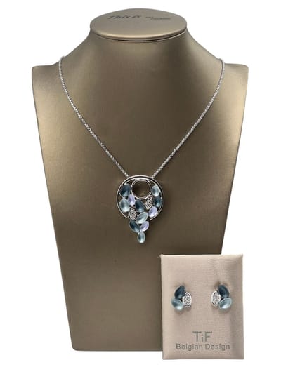TIF - Sieraden - Sieradenset dames - Halsketting - Oorbellen - Zilver - Blauw - Verstelbaal 42-47 cm - Geschenkdoos