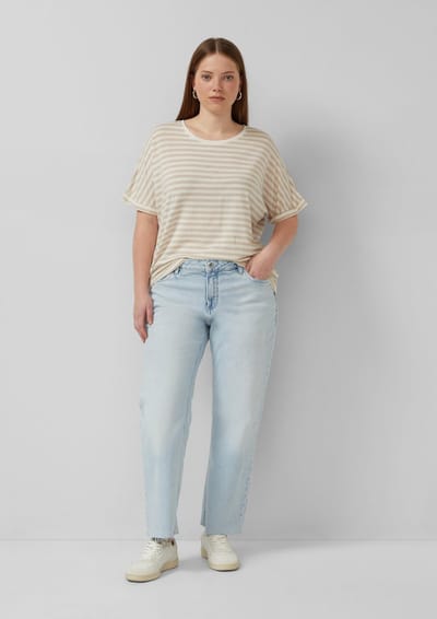 QS - female - Jeans / Halfhoog / Rechte pijp / Geknipt