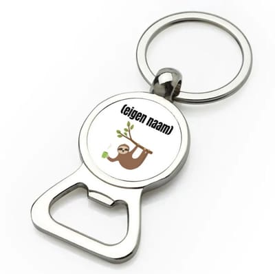 Akyol - luiaard met koffie met eigen naam flesopener - Luiaard - luiaard liefhebbers - iemand die houdt van luiaards - verjaardag - cadeau - kado - 9 bij 3 cm