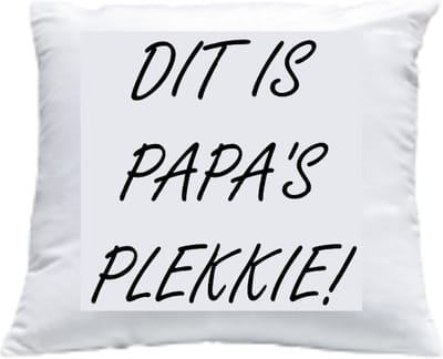Kussen met vulling Kussenhoes met tekst bedrukt Cadeau Kado Plekje | Papaâ€™s Plekkie | Wit Effen met Opdruk Zwart | 40x40 cm | Plekje vaderdag Verjaardag