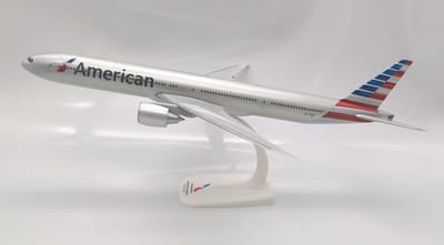 schaalmodel vliegtuig American Airlines Boeing 777-300ER schaal 1:200 lengte 36,95cm