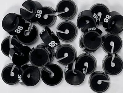 Bleijenberg Maatdopje maat 38 zwart - Maataanduiding voor kledinghangers per 25 stuks - Maatringetje Ø 20 mm - Kledinghangers - Kleerhanger - Kapstok - Mark-Brics - wisersizer