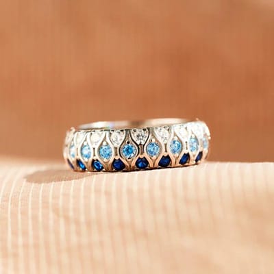Huitan Stijlvolle Helderblauwe Zirkonia Vingerring Dames Bruiloft Sieraden Mode Dame Chic Kleur Accessoires voor het Dagelijks Leven 6 beige