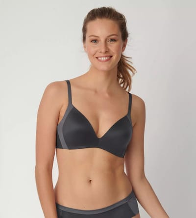 Triumph body make-up soft touch p ex 70C