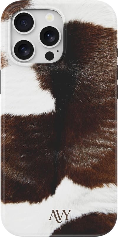 AVY Hoesje geschikt voor Apple iPhone 15 Pro | Rodeo Muse | Koe | Bruin & Wit | Hard Shell Back Cover | Compatibel met MagSafe & Qi2