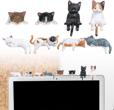 SnelShoppen - 8-delige Set Schattige Kat Figuren - Resin Mini Dieren Ornamenten voor Auto Interieur - Weerbestendig & Duurzaam - Perfect voor Feestdag