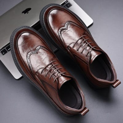 Nieuwe Lente Herenschoenen Werk Ademend Heren Zakelijk Casual Brogue Zwart Kleine Leren Schoenen Alles-match Trendy Schoenen 44