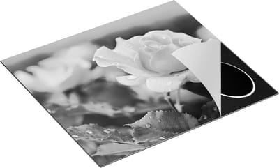Chefcare Inductie Beschermer Roze Roos met Waterdruppels - Zwart Wit - 60x50 cm - Afdekplaat Inductie - Kookplaat Beschermer - Inductie Mat