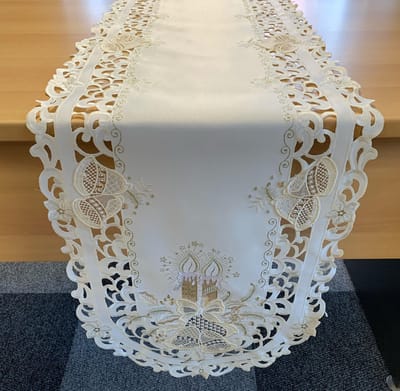 Kerst- Tafelkleed Creme met Kaarsen en bellen - Loper 170 cm