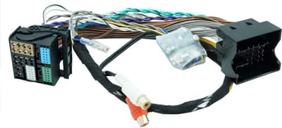 AUDIO SYSTEM 2-Weg High-Low Adapter inkl.POWER QUADLOCK 52