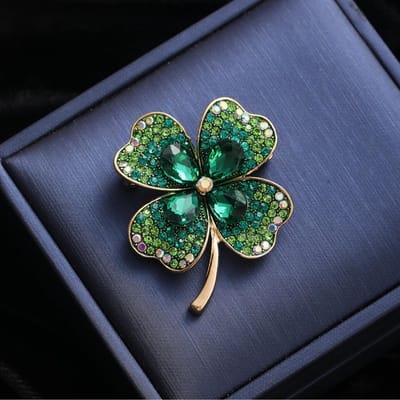 Strass Klaver Broches Voor Vrouwen Groen Paars Rood Kleur Speld Vrede En Gezondheid Plant Sieraden Speld Accessoires blue