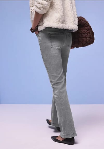 Bootcut jeans