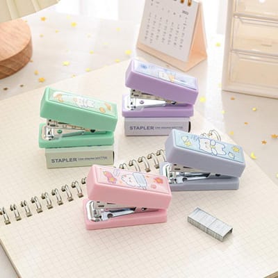 Mini nietmachine set met nietjes schattige konijnenbeer papierbinder briefpapier kantoor bindmiddelen schoolbenodigdheden paars