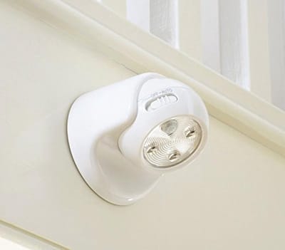 Bewegingsgeactiveerde Draadloze LED Beveiligingslamp met PIR Sensor - Batterijgevoed, Wit
