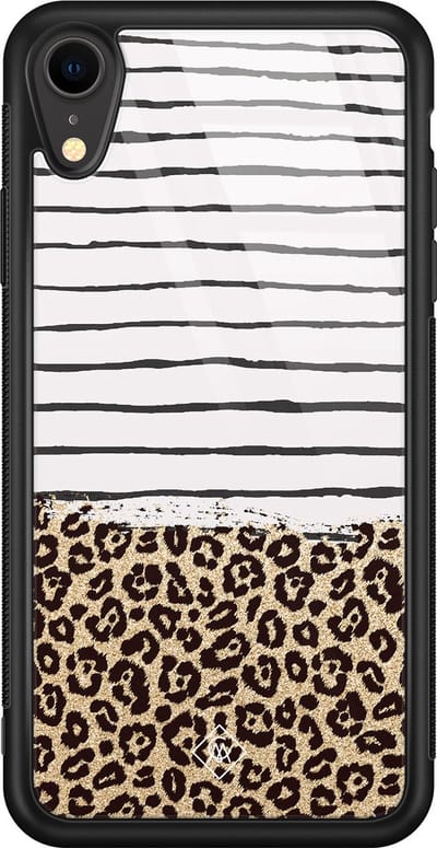 Casimoda® hoesje - Geschikt voor iPhone XR - Luipaard strepen - Luxe Hard Case Zwart - Backcover telefoonhoesje - Bruin/beige